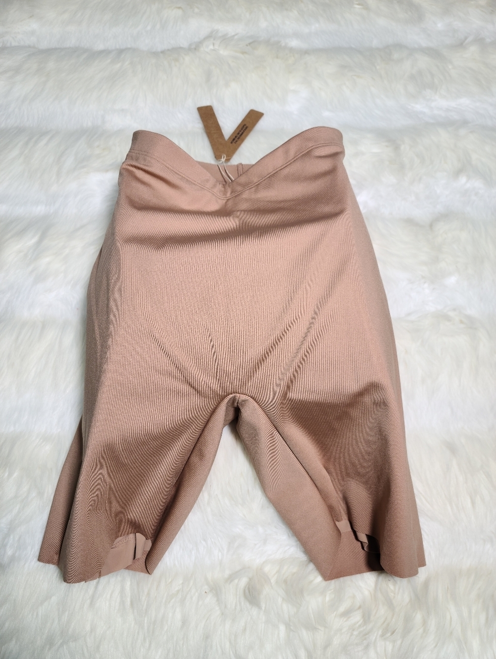 SKIMS Body Hip Shaping Mid Thigh Short Tan Brown Sienna Women XS NEW